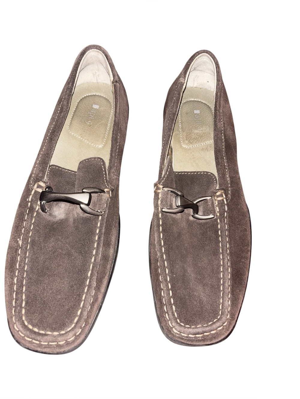 Suede dress shoe